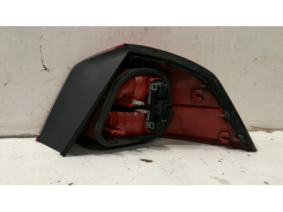 PILOTO TRASERO IZQUIERDO RENAULT VEL SATIS 2005