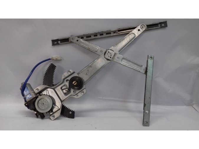 ELEVALUNAS DELANTERO DERECHO HYUNDAI MATRIX 2003