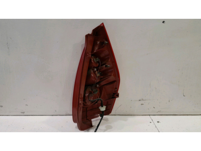 PILOTO TRASERO IZQUIERDO MAZDA 5 39442