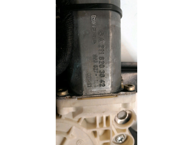 ELEVALUNAS DELANTERO DERECHO  MERCEDES CLASE E 2002