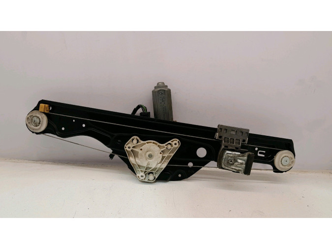 ELEVALUNAS TRASERO DERECHO  MERCEDES CLASE E 2002