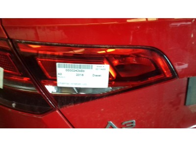 PILOTO TRASERO IZQUIERDO INTERIOR AUDI A3 2018