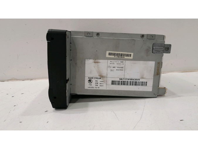 RADIO  SKODA OCTAVIA 2007