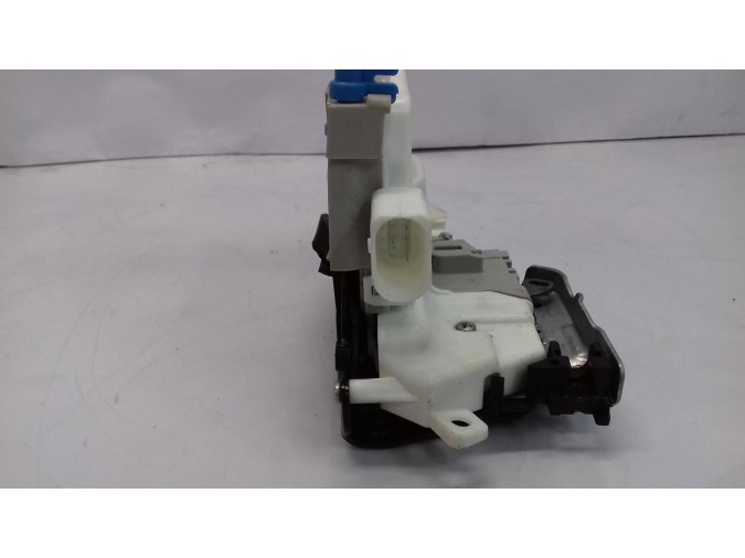 CERRADURA PUERTA DELANTERA DERECHA AUDI A3 2018