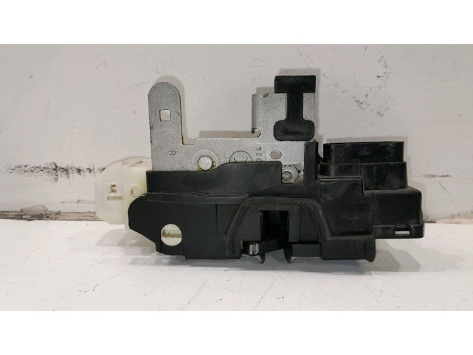 CERRADURA PUERTA TRASERA DERECHA VOLVO V40 2013