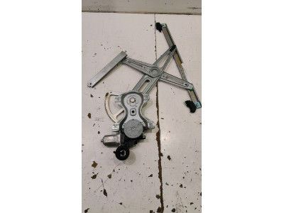 ELEVALUNAS DELANTERO DERECHO TOYOTA YARIS 2008