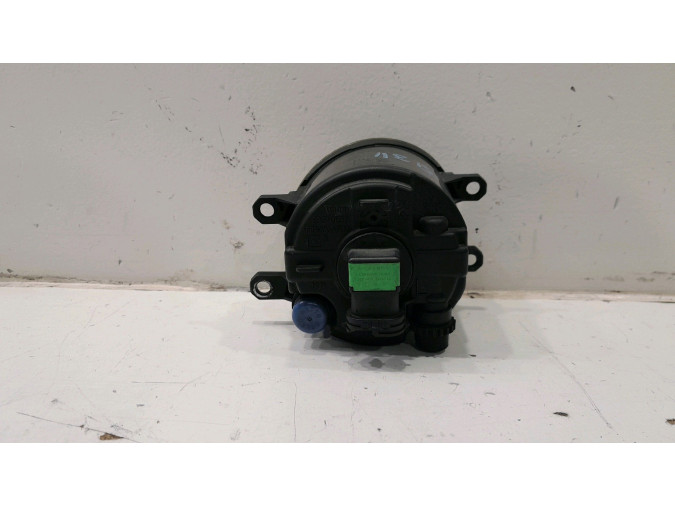 FARO ANTINIEBLA DELANTERO IZQUIERDO TOYOTA PRIUS 2010