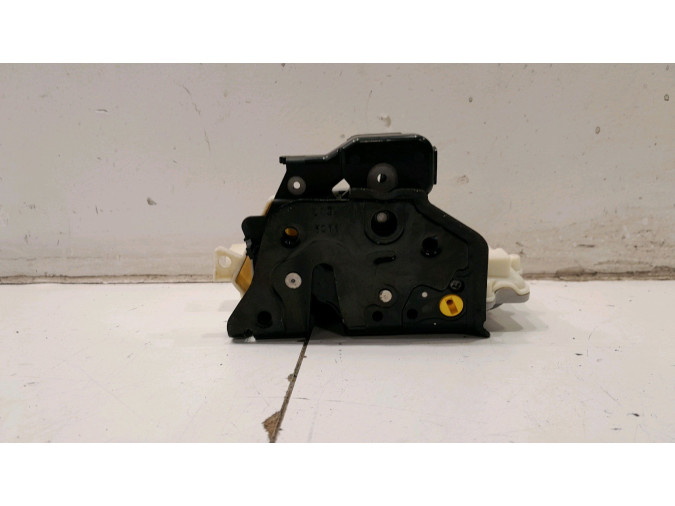 CERRADURA PUERTA DELANTERA IZQUIERDA AUDI A3 2011