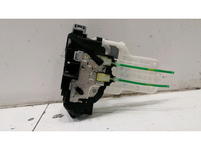 CERRADURA PUERTA TRASERA IZQUIERDA HYUNDAI I30 2011