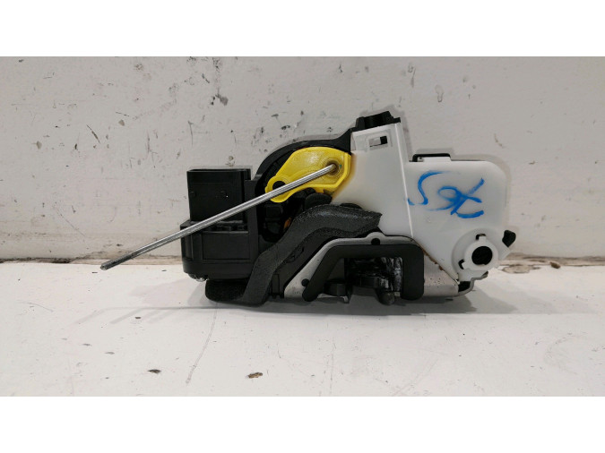 CERRADURA PUERTA DELANTERA IZQUIERDA OPEL ASTRA 2010