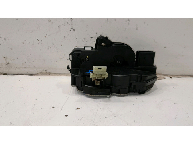 CERRADURA PUERTA DELANTERA IZQUIERDA OPEL ASTRA 2010