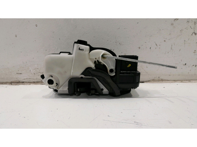 CERRADURA PUERTA DELANTERA IZQUIERDA OPEL INSIGNIA 2011