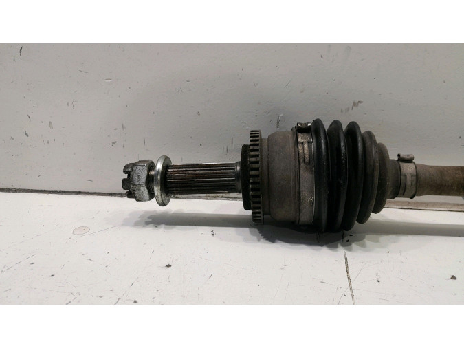TRANSMISION DELANTERA DERECHA HYUNDAI I20 2010