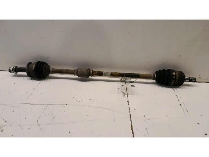 TRANSMISION DELANTERA DERECHA HYUNDAI I20 2010