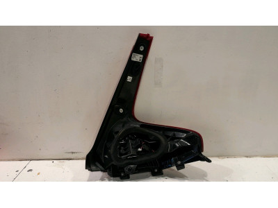 PILOTO TRASERO  IZQUIERDO VOLVO V40 2013