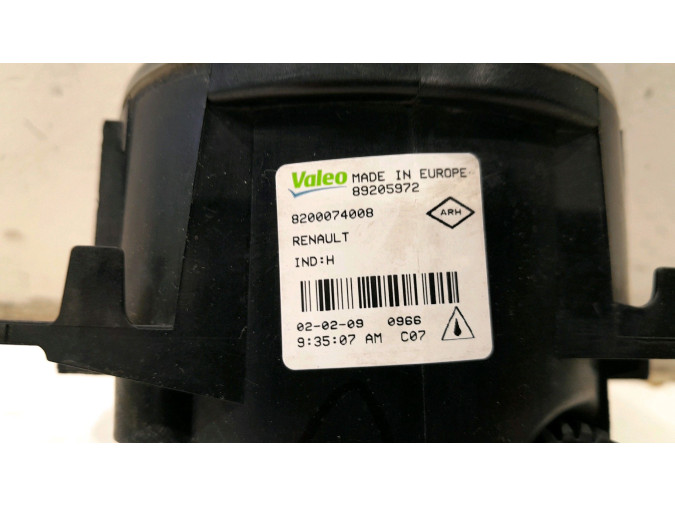 FARO ANTINIEBLA DELANTERO RENAULT FLUENCE 2009