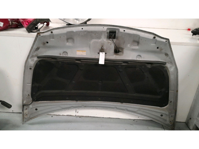 CAPOT KIA CARNIVAL PLATA 2007