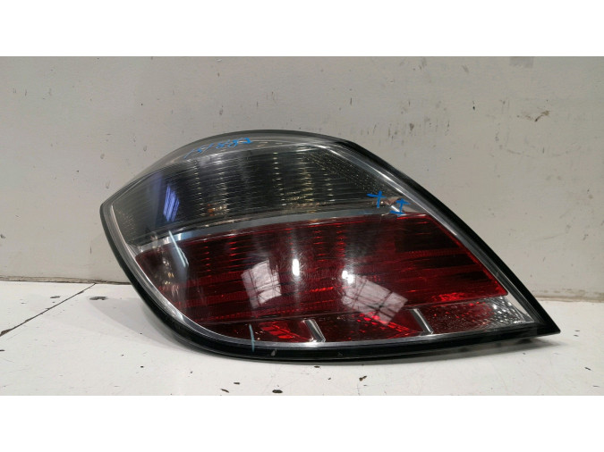 PILOTO TRASERO IZQUIERDO OPEL ASTRA 2007