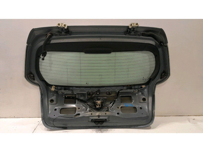 PORTON TRASERO BMW SERIE 1 GRIS 2005