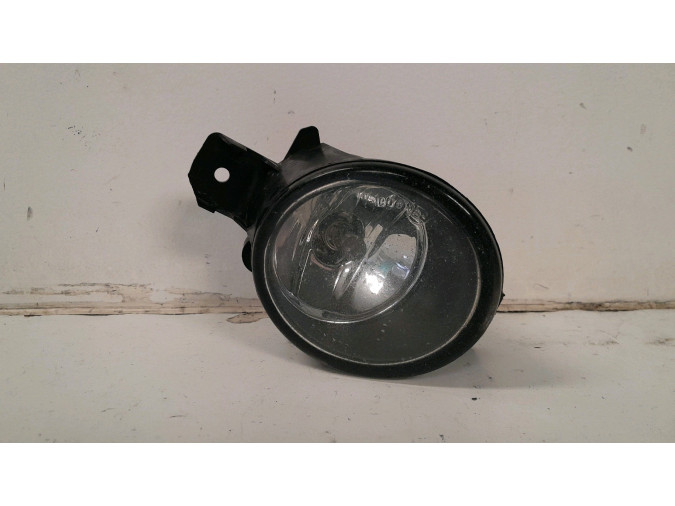 FARO ANTINIEBLA DELANTERO DERECHO RENAULT CLIO 2003