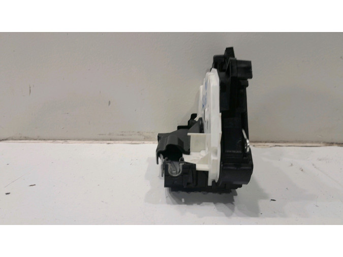CERRADURA PUERTA TRASERA DERECHA SEAT LEON 44018