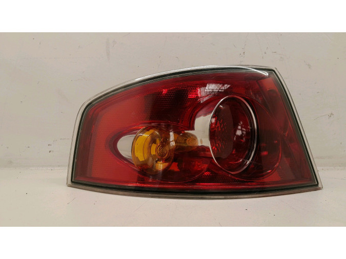 PILOTO TRASERO IZQUIERDO EXTERIOR SEAT IBIZA 2003