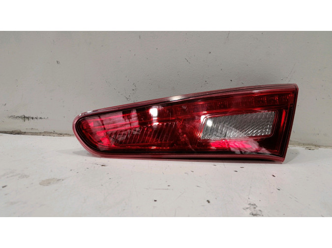 PILOTO TRASERO DERECHO ALFA ROMEO GIULIETTA 2015