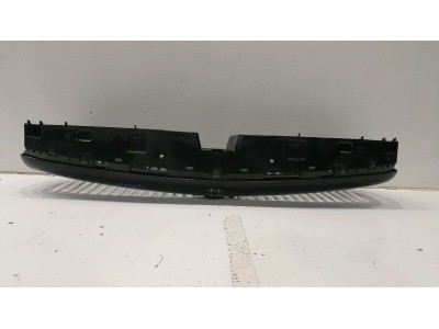 REJILLA DELANTERA JAGUAR X TYPE NEGRA 2005