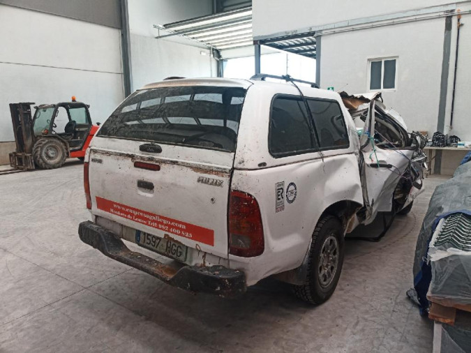 TOYOTA HILUX Año : 2011