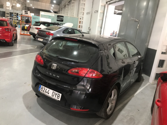 SEAT LEON Año : 2006