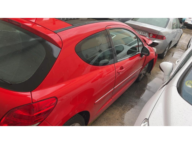 PEUGEOT 207 Año : 2010