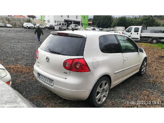 VOLKSWAGEN GOLF Año : 2007
