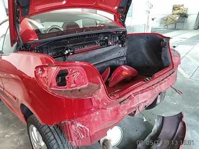 PEUGEOT 206 Año : 2003