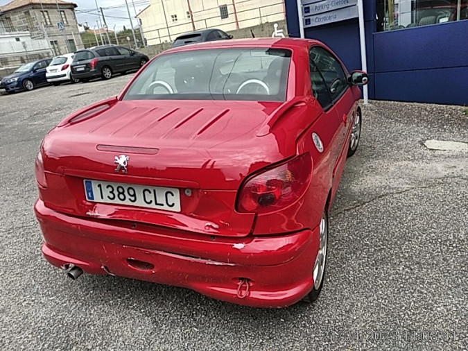 PEUGEOT 206 Año : 2003