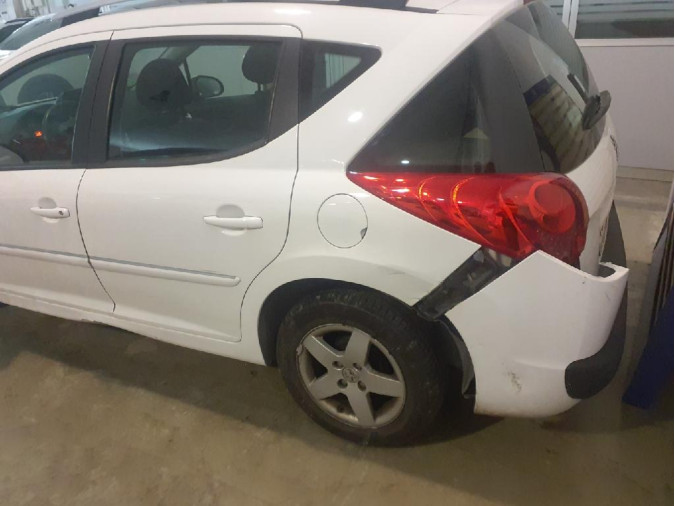 PEUGEOT 207 Año : 2011