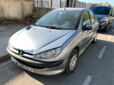PEUGEOT 206 Año : 2005