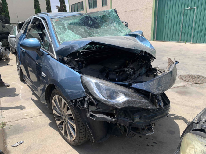 OPEL ASTRA Año : 2016