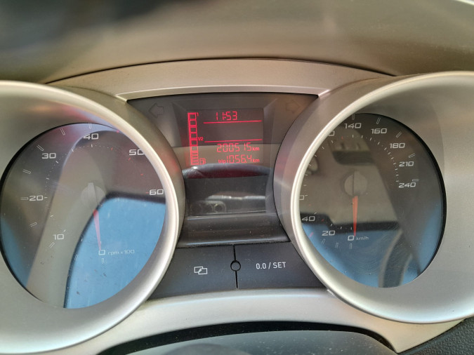 SEAT IBIZA Año : 2008