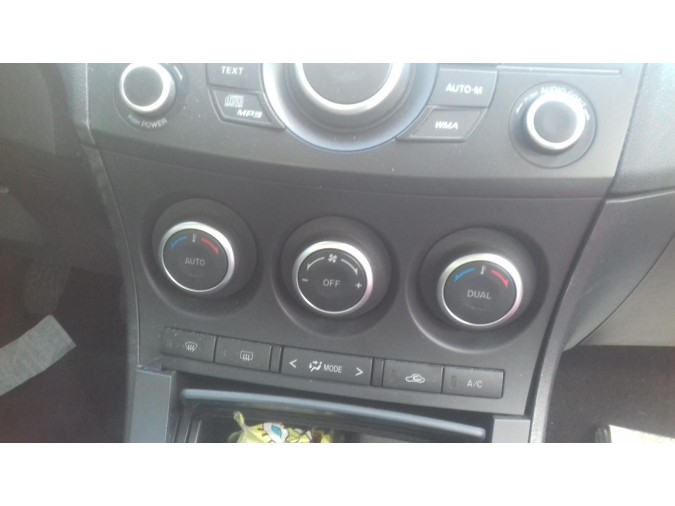 MANDO CALEFACCIÓN MAZDA 3 2012