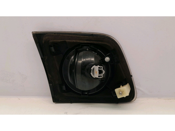 PILOTO TRASERO INTERIOR DERECHO  MAZDA 3 2007
