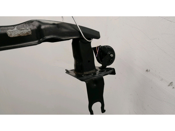 REFUERZO DE PARACHOQUES PORSCHE CAYENNE