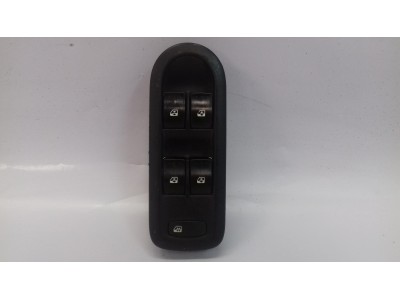 INTERRUPTOR DE LA VENTANA ELECTRICA RENAULT MEGANE 2003