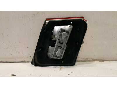 PILOTO TRASERO  IZQUIERDO SAAB 9-5 2002