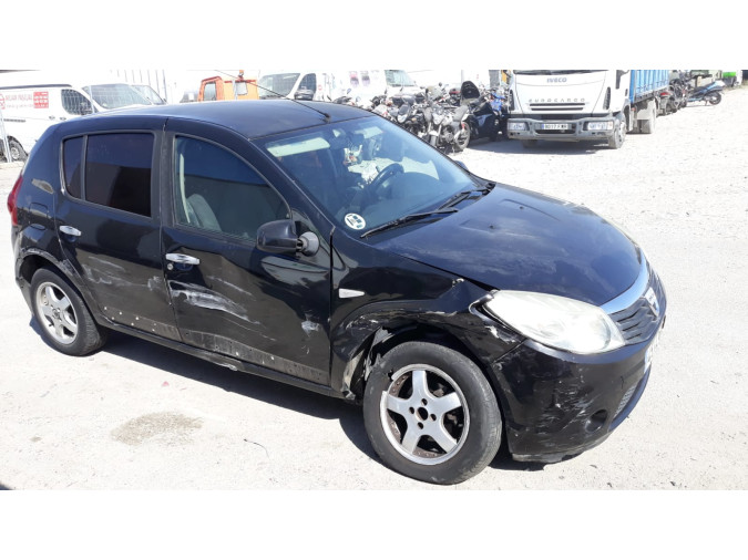 DACIA SANDERO Año : 2010