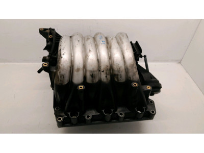 COLECTOR ADMISION AUDI A4 2002
