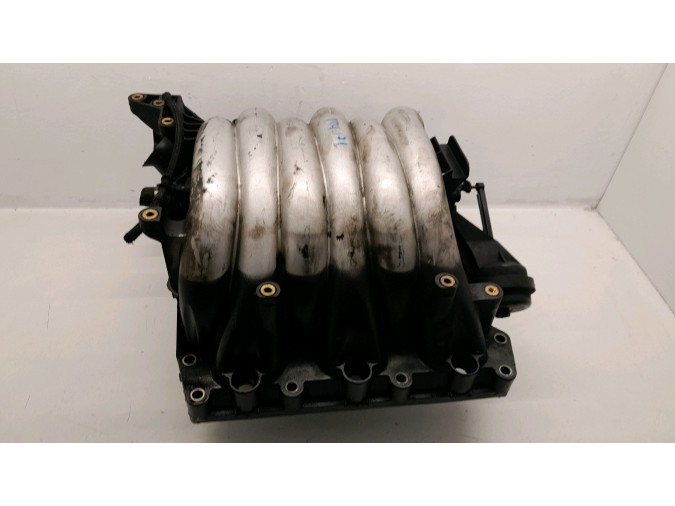 COLECTOR ADMISION AUDI A4 2002