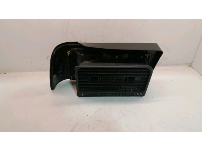PILOTO TRASERO DERECHO VOLVO 440-460 1991