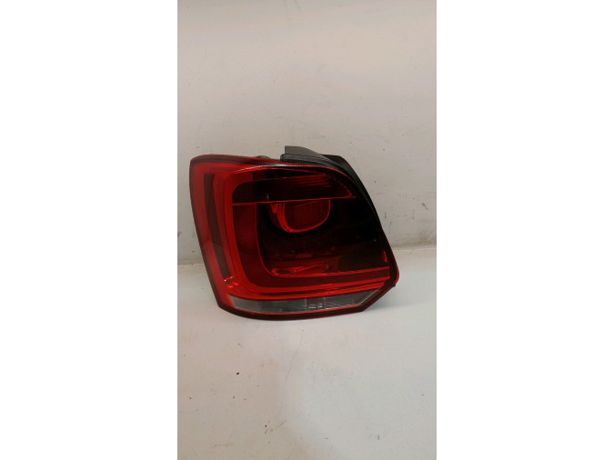 PILOTO TRASERO IZQUIERDO VOLKSWAGEN POLO 2010