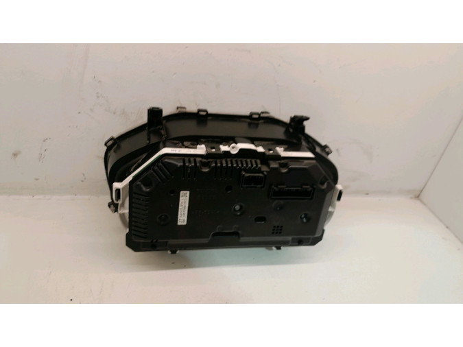 CUADRO INSTRUMENTOS TOYOTA YARIS 2015