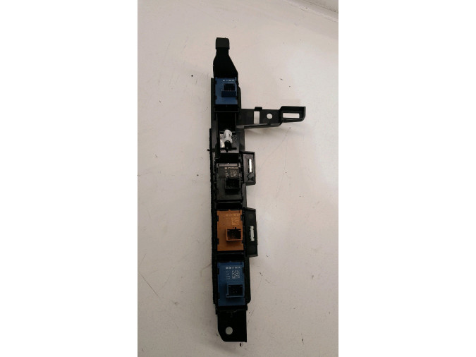 MANDO ELEVALUNAS DELANTERO DERECHO DS DS7 2020